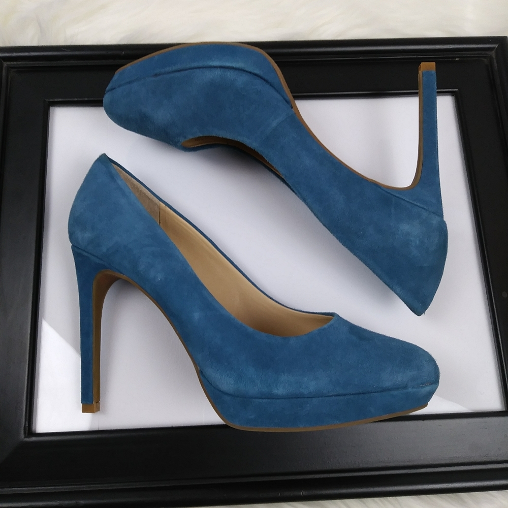 Gianni Bini blue suede leather platform heel shoes - Picture 2 of 8